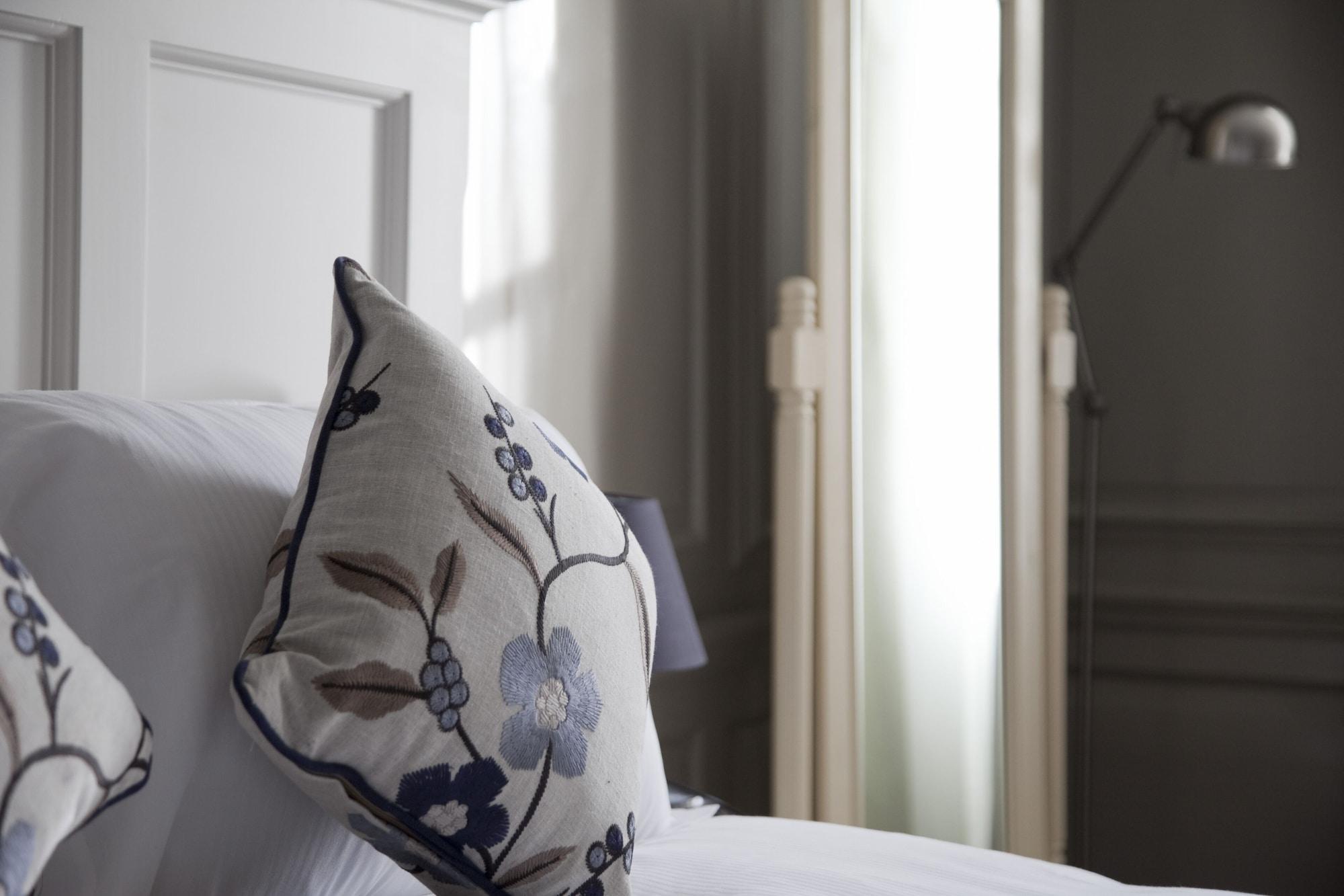 Vanbrugh House Hotel Оксфорд Экстерьер фото