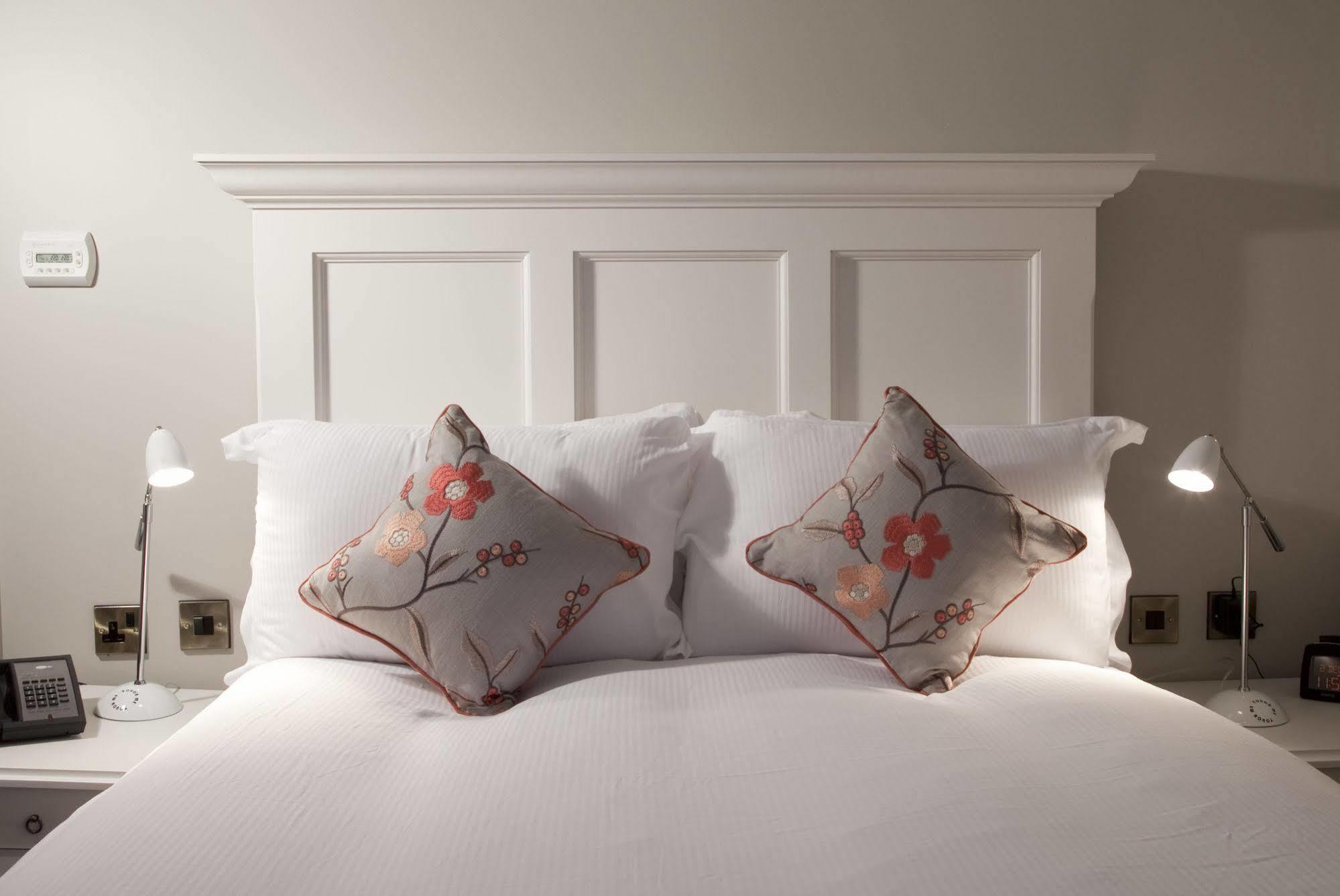 Vanbrugh House Hotel Оксфорд Экстерьер фото